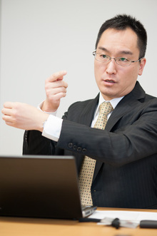ミラクル・リナックス 佐藤剛春氏 ミラクル・リナックス 佐藤剛春氏