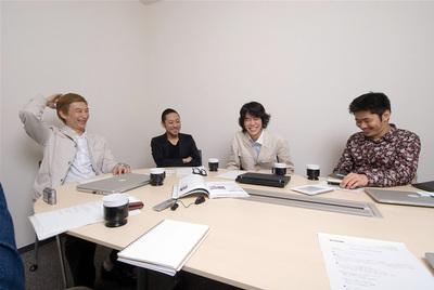 今回の座談会は，ペパボオフィス内の会議スペースにて行われました。家入さん，ペパボの皆さんありがとうございました！
