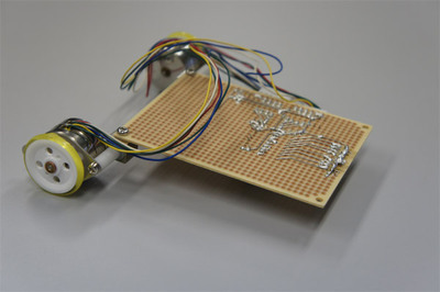制作した「発光車」 制作した「発光車」
