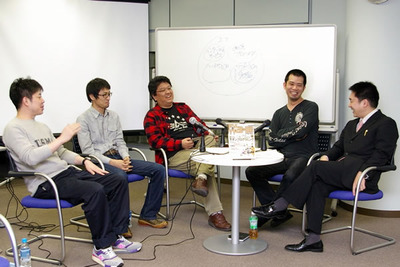 左から，米林さん，久末さん，羽生さん，橋本さん，栗原さん