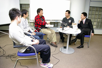 左から，米林さん，久末さん，羽生さん，橋本さん，栗原さん