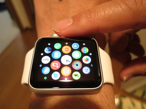 Apple Watchを使っている様子 Apple Watchを使っている様子