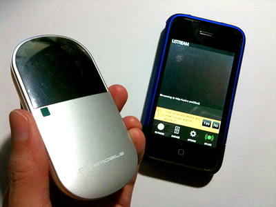 図4　イーモバイルのPoketWiFiは，無線LANが使えない場所で威力を発揮する