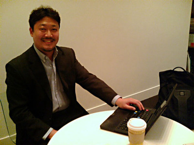 テックスタイル代表取締役 岡田良太郎氏 テックスタイル代表取締役 岡田良太郎氏