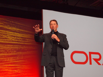 堂々と登場した,Oracle CEO, Larry Ellison氏 堂々と登場した,Oracle CEO, Larry Ellison氏