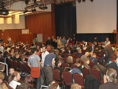 写真1　世界最大のWordPressイベントとあって，カリフォルニア州外にとどまらず30ヶ国以上からの参加者が訪れた
