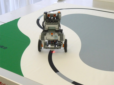 ETロボコンの走行体(LEGO Mindstorms NXT) ETロボコンの走行体(LEGO Mindstorms NXT)