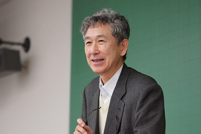審査委員長 筧 捷彦 早稲田大学教授 審査委員長 筧 捷彦 早稲田大学教授