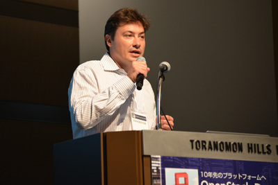 米MirantisのCMO,ボリス・レンスキー(Boris Renski)氏(写真),日本法人代表の磯逸夫氏が冒頭挨拶 米MirantisのCMO,ボリス・レンスキー(Boris Renski)氏(写真),日本法人代表の磯逸夫氏が冒頭挨拶
