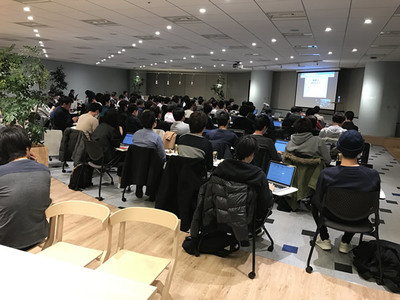 イベントには150名の参加者が集りました イベントには150名の参加者が集りました