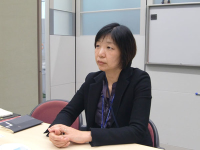 図1 日本未来科学館 科学コミュニケーション推進室 展開・育成グループリーダー 理学博士 橋本裕子氏 図1 日本未来科学館 科学コミュニケーション推進室 展開・育成グループリーダー 理学博士 橋本裕子氏