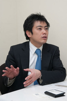 データライブ(株)代表取締役社長 山田和人氏 データライブ(株)代表取締役社長 山田和人氏